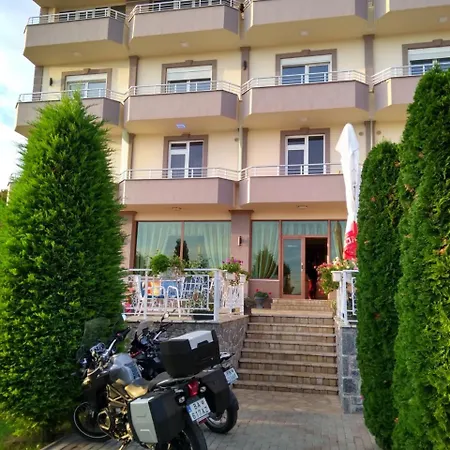 Hotel Toska 3*